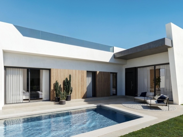 MAGNIFICA VILLA DE NUEVA CONSTRUCCIÓN EN UNA SOLA PLANTA EN SAN MIGUEL DE SALINAS