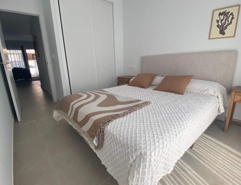 MODERNOS BUNGALOWS DE PLANTA BAJA DE OBRA NUEVA EN LO PAGAN(SAN PEDRO DEL PINATAR)