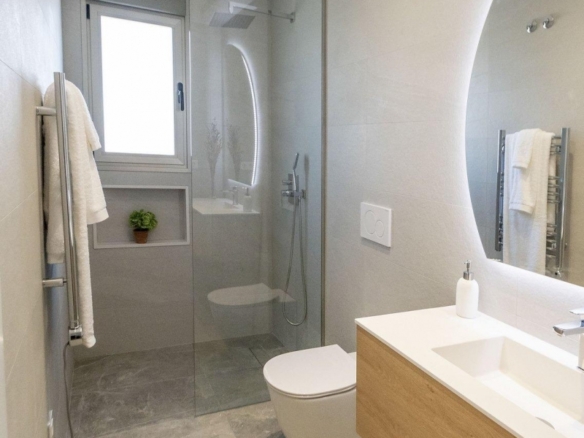 VILLA DE 3 DORMITORIOS DE NUEVA CONSTRUCCIÓN EN PILAR DE LA HORADADA EN EL CAMPO DE GOLF.