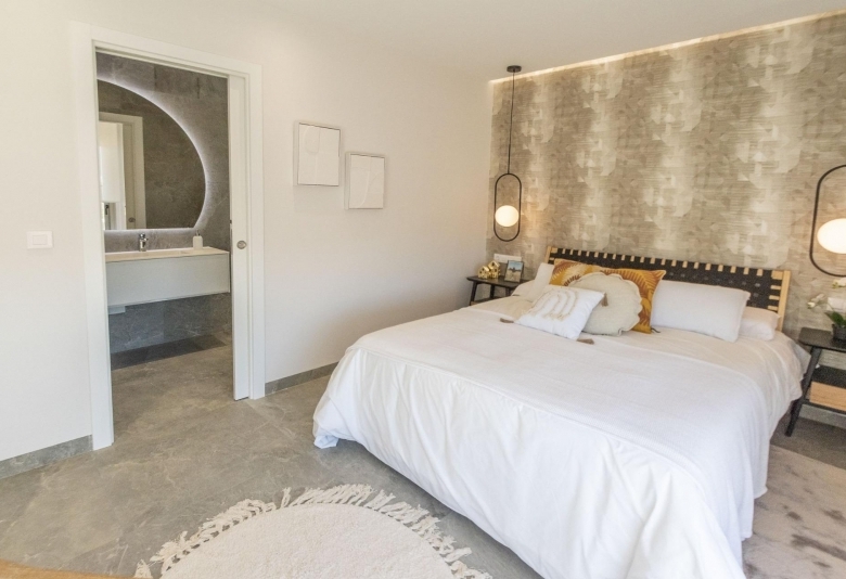 VILLA DE 3 DORMITORIOS DE NUEVA CONSTRUCCIÓN EN PILAR DE LA HORADADA EN EL CAMPO DE GOLF.
