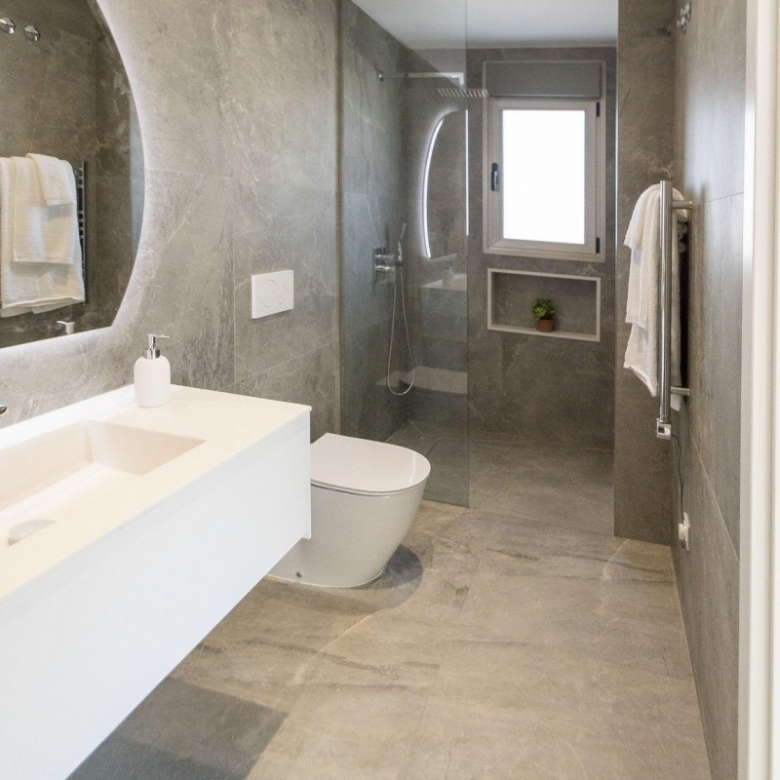 VILLA DE 3 DORMITORIOS DE NUEVA CONSTRUCCIÓN EN PILAR DE LA HORADADA EN EL CAMPO DE GOLF.