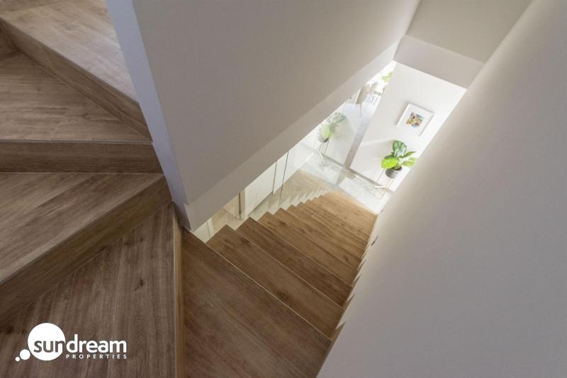VILLA DE 3 DORMITORIOS DE NUEVA CONSTRUCCIÓN EN PILAR DE LA HORADADA EN EL CAMPO DE GOLF.