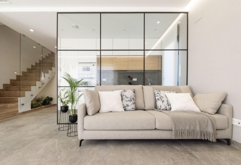 VILLA DE 3 DORMITORIOS DE NUEVA CONSTRUCCIÓN EN PILAR DE LA HORADADA EN EL CAMPO DE GOLF.
