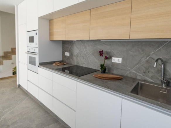 VILLA DE 3 DORMITORIOS DE NUEVA CONSTRUCCIÓN EN PILAR DE LA HORADADA EN EL CAMPO DE GOLF.