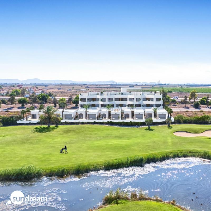APARTAMENTO DE NUEVA CONSTRUCCIÓN EN RESORT DE GOLF EN LOS ALCAZARES
