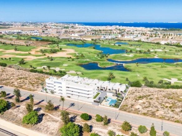APARTAMENTO DE NUEVA CONSTRUCCIÓN EN RESORT DE GOLF EN LOS ALCAZARES
