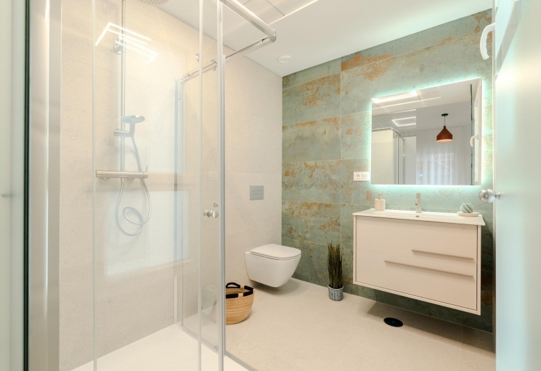 Chalet pareado en venta con piscina privada  en Los Alcázares