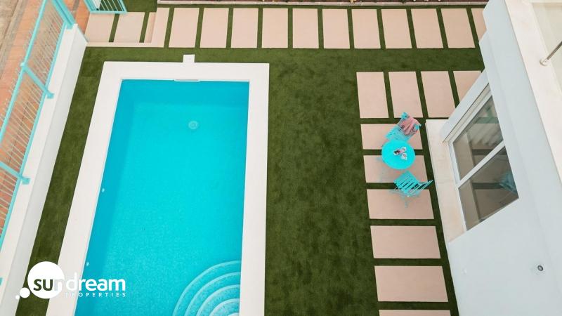 Chalet pareado en venta con piscina privada  en Los Alcázares