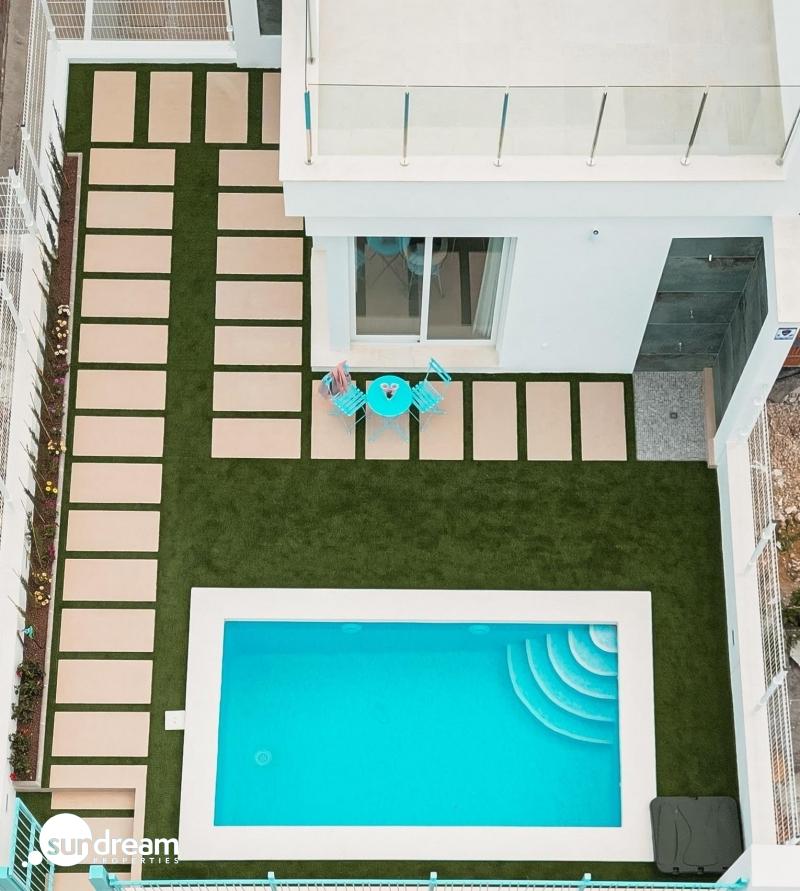 g_39989-11-30 Chalet pareado en venta con piscina privada en Los Alcázares