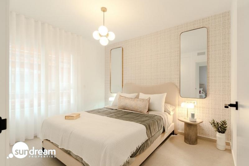 Chalet pareado en venta con piscina privada  en Los Alcázares