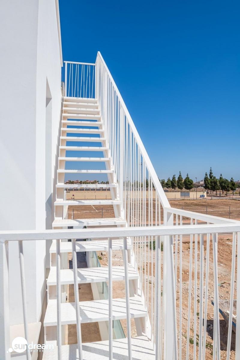 g_39994-3-32 VILLA A LA VENTA CON PISCINA PRIVADA Y GARAJE EN LOS ALCAZARES