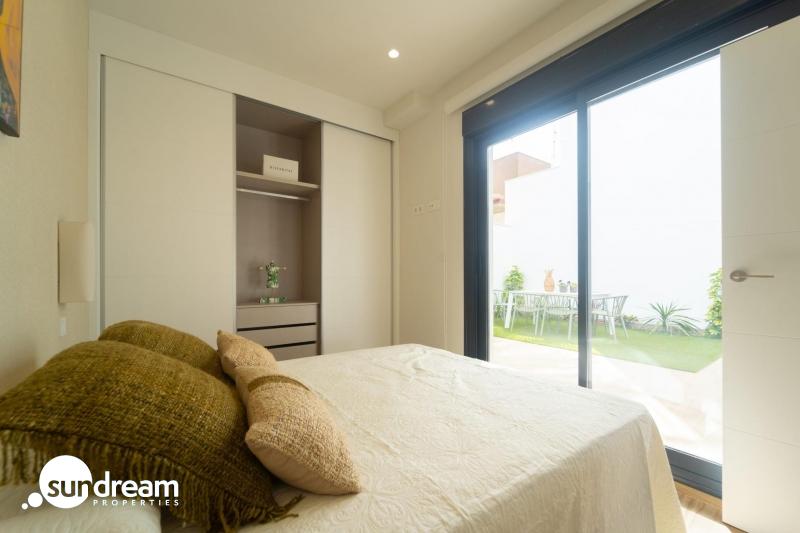 Chalet a la venta con piscina privada en San Pedro del Pinatar