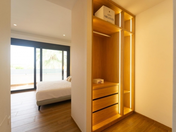 Chalet a la venta con piscina privada en San Pedro del Pinatar