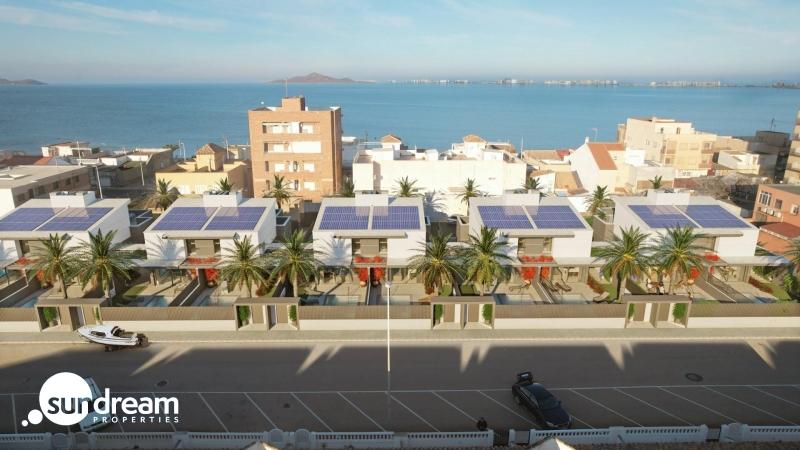Pareado a la venta de 3 dormitorios en los Nietos, La Manga del Mar Menor.