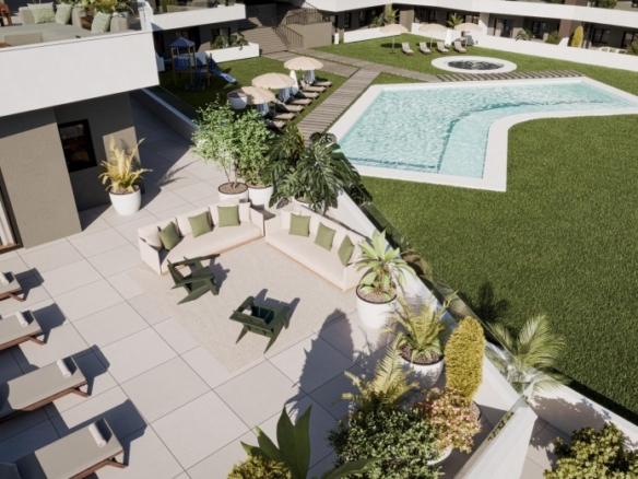 Apartamento de 3 dormitorios a la venta en San Miguel de Salinas(Alicante)