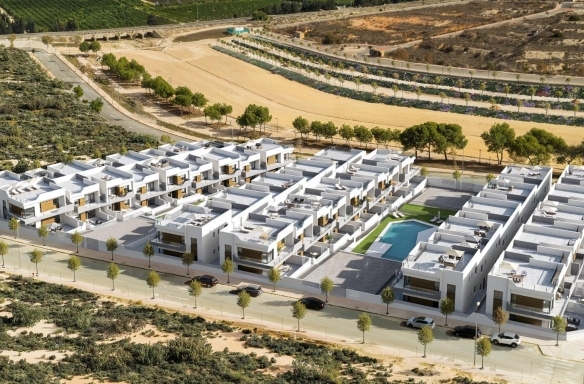 Bungalow de planta alta de 2 dormitorios con solarium privado a la venta en San Miguel de Salinas