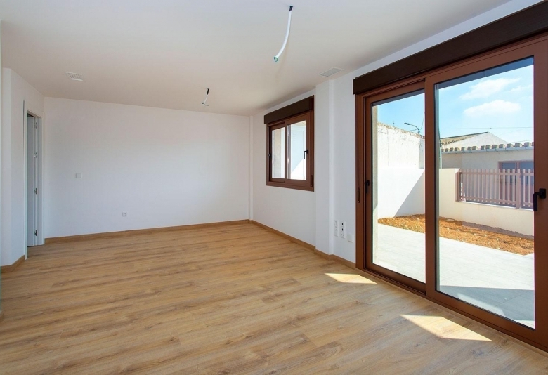 BUNGALOWS DE PLANTA BAJA Y ALTA DE NUEVA CONSTRUCCIÓN EN HONDON DE LAS NIEVES