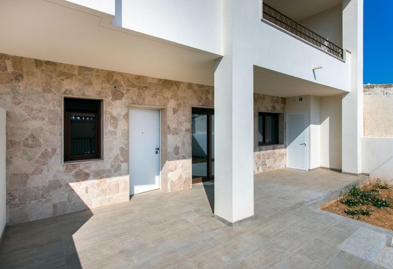 BUNGALOWS DE PLANTA BAJA Y ALTA DE NUEVA CONSTRUCCIÓN EN HONDON DE LAS NIEVES
