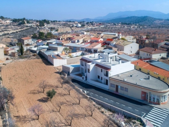 BUNGALOWS DE PLANTA BAJA Y ALTA DE NUEVA CONSTRUCCIÓN EN HONDON DE LAS NIEVES