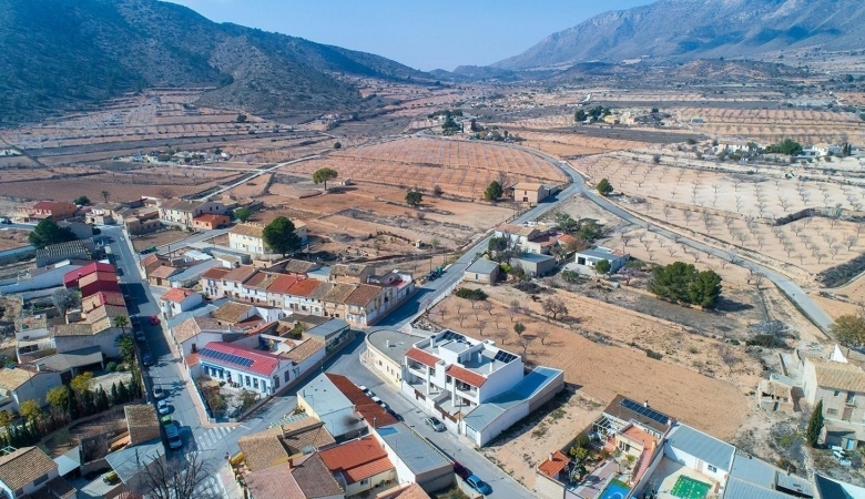 BUNGALOWS DE PLANTA BAJA Y ALTA DE NUEVA CONSTRUCCIÓN EN HONDON DE LAS NIEVES
