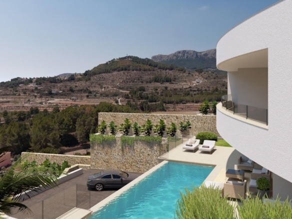 Lujosa Villa de 4 dormitorios a la venta con Vistas al Mar en Calpe