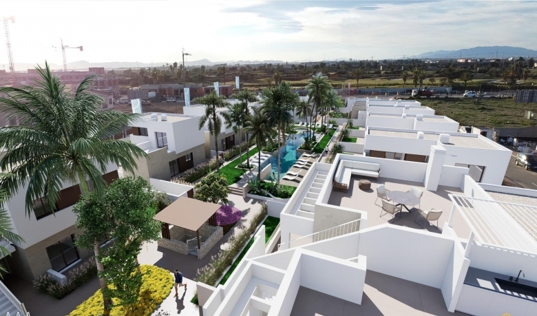 Villa de obra nueva en venta con piscina en Los Alcázares