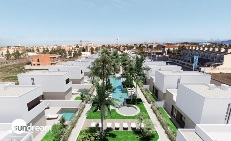 Villa obra nueva en venta con piscina en Los Alcazares