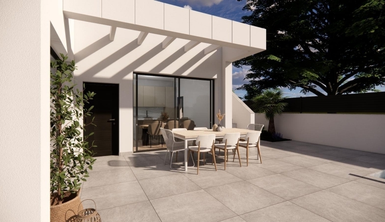 Villa en venta 3 dormitorios y piscina en Ciudad Quesada
