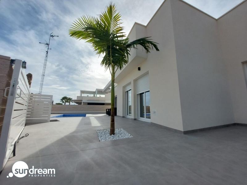 g_40774-9-10 Villa en venta obra nueva La Herrada Los Montesinos