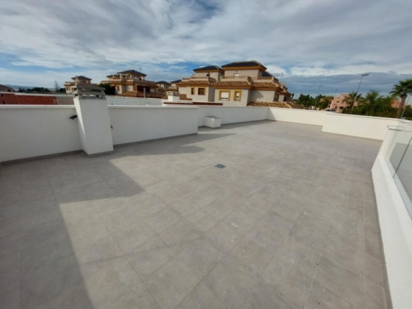 Villa en venta obra nueva La Herrada Los Montesinos