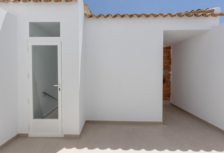 Casa adosada obra nueva en venta con piscina en Rafal