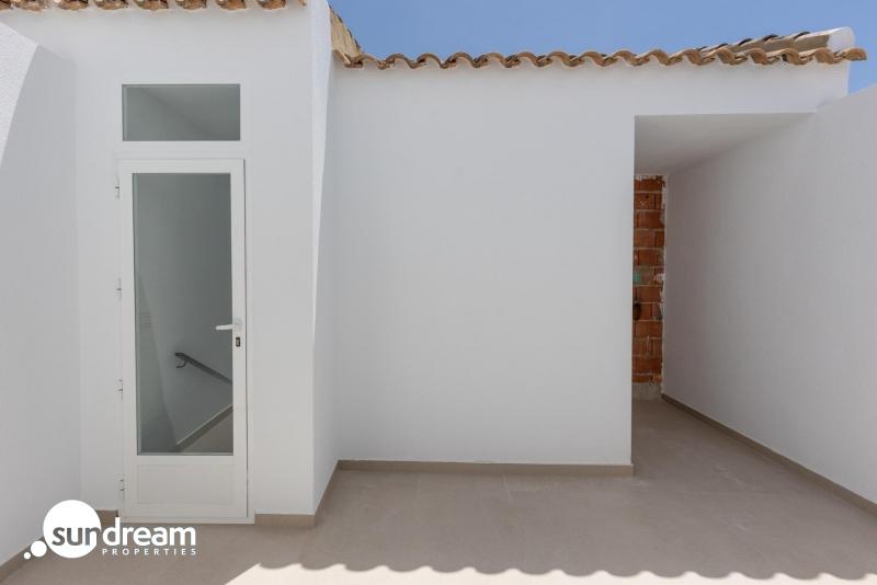 Casa adosada obra nueva en venta con piscina en Rafal
