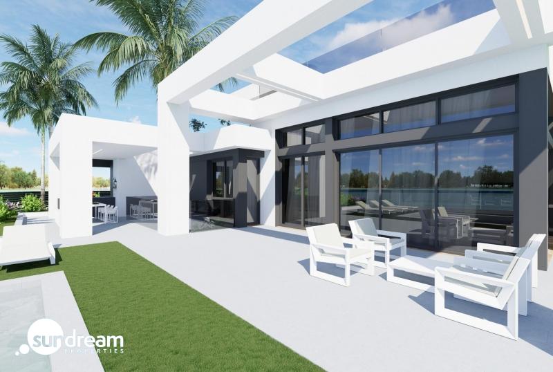 Villa obra nueva en venta con piscina en Los Alcázares