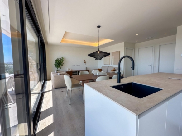 Ático en venta obra nueva en Golf Las Colinas Orihuela