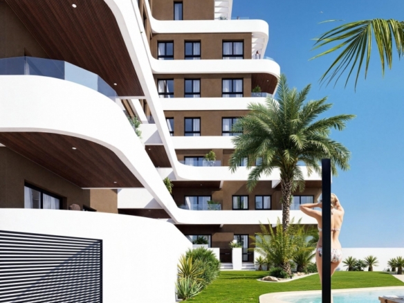 Ático en venta obra nueva con piscina en Guardamar