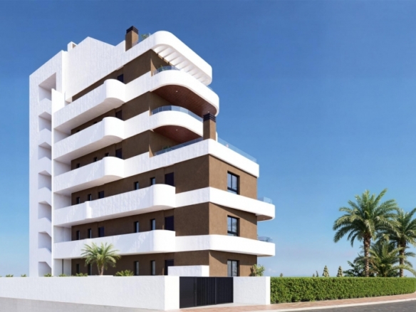 Ático en venta obra nueva con piscina en Guardamar