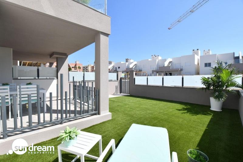 Bungalow en venta obra nueva con piscina San Miguel