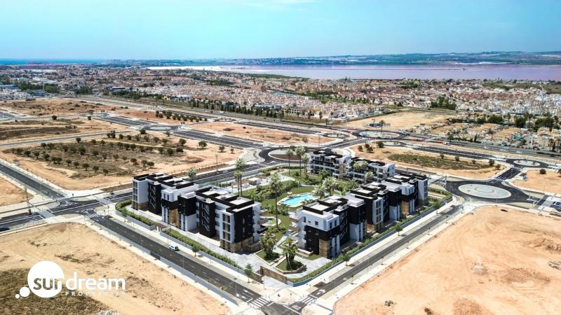 Ático en venta con garaje en La Siesta Torrevieja