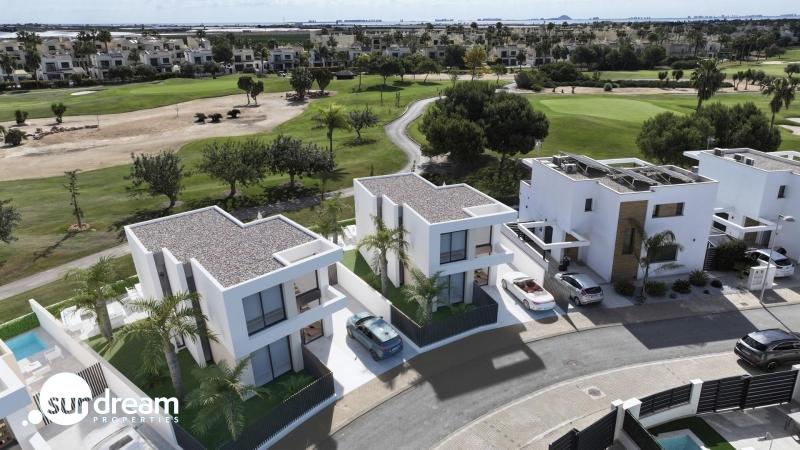 Villa en venta obra nueva en Roda Golf San Javier