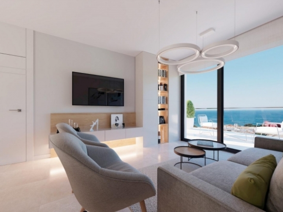 Apartamento de planta baja de 1 dormitorio frente al mar a la venta en Villajoyosa