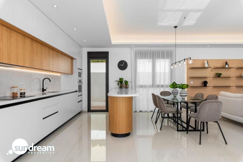 Villa en venta con piscina en Ciudad Quesada Rojales