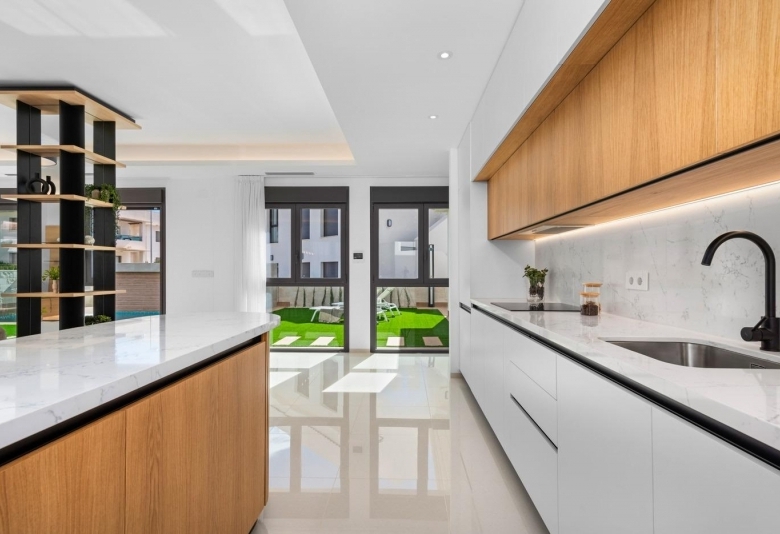 Villa en venta con piscina en Ciudad Quesada Rojales