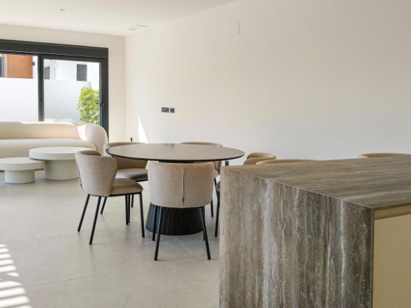 Villa en venta obra nueva con piscina Ciudad Quesada