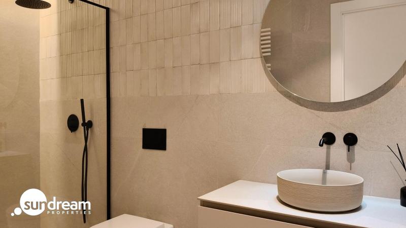 Villa en venta con piscina en Ciudad Quesada