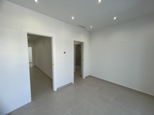 Villa de 3 dormitorios y piscina privada en venta en Las Heredades, Costa Blanca