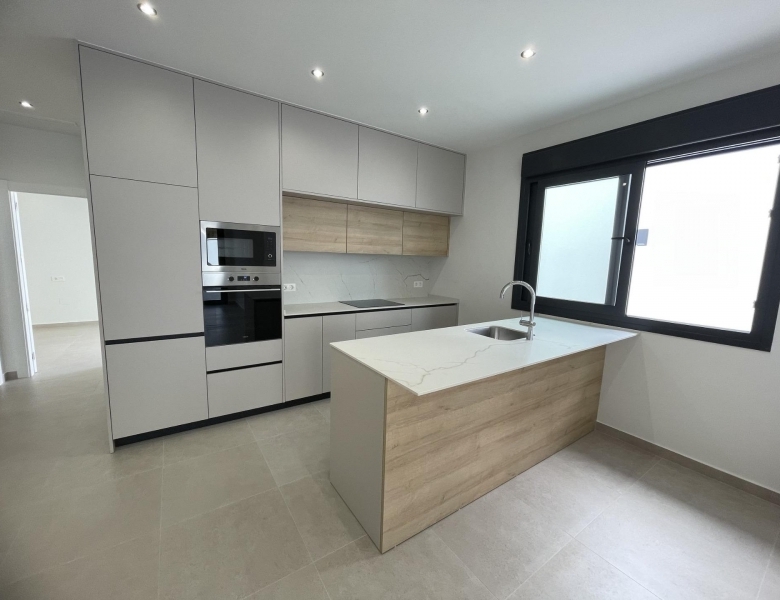 Villa de 3 dormitorios y piscina privada en venta en Las Heredades, Costa Blanca
