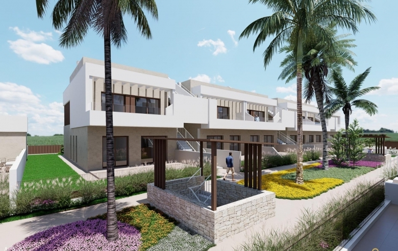 Bungalow de planta baja de 3 dormitorios a la venta en Los Alcazares.