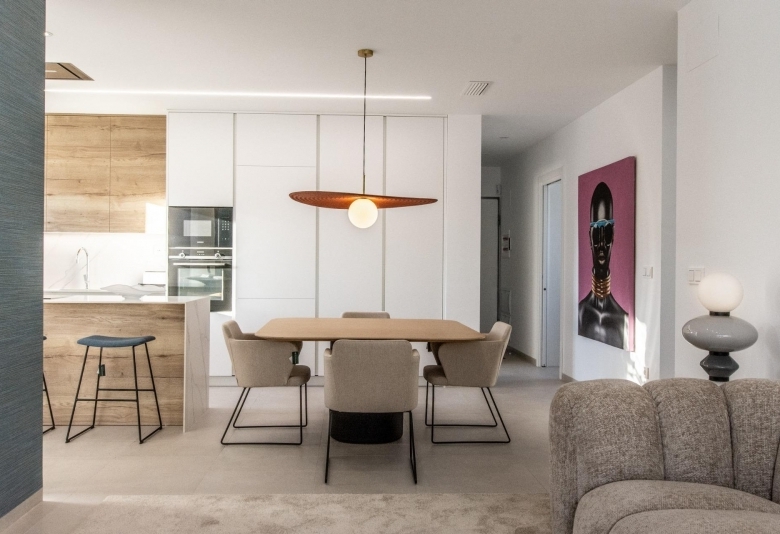 Apartamento de 2 dormitorios con vistas panorámicas al mar  a la venta en Finestrat