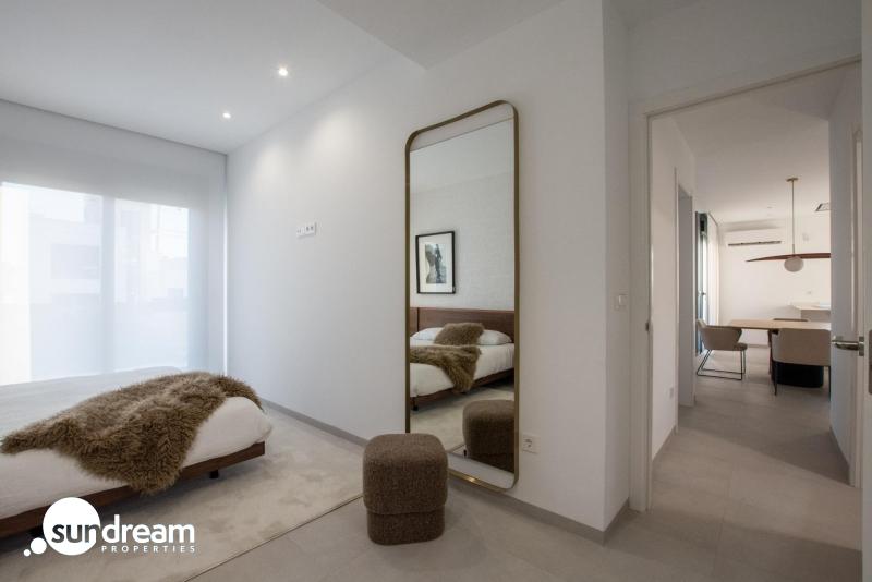 Apartamento de 2 dormitorios con vistas panorámicas al mar  a la venta en Finestrat