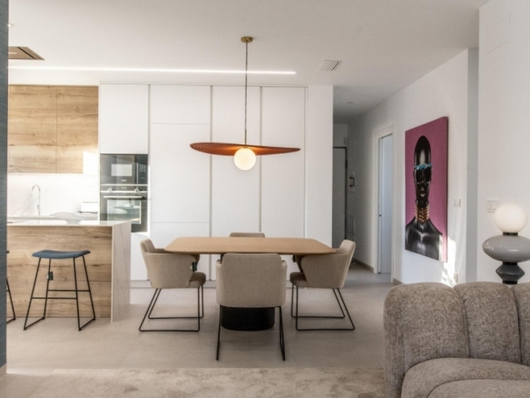 Ático de 2 dormitorios con solarium privado y fantásticas vistas al mar a a la venta en Finestrat